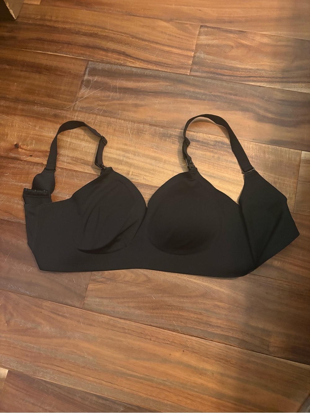 Momcozy Black Wireless Nursing Maternity Bra Padded Size m (1431)